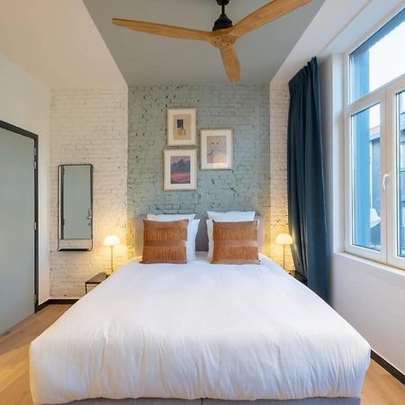 Shway - The Light Blue Parrot Apartment Antwerp Exterior photo