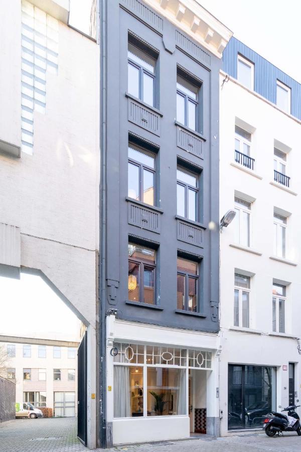 Shway - The Light Blue Parrot Apartment Antwerp Exterior photo